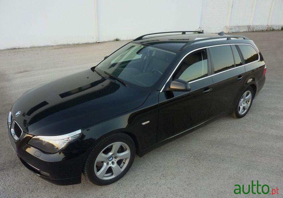 2010' BMW 520 Da Touring Executive photo #1