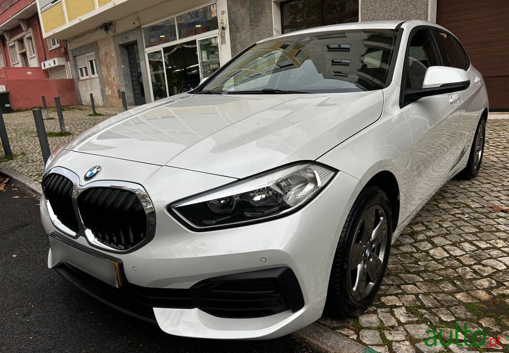 2019' BMW Série 1 D Corporate Edition photo #1