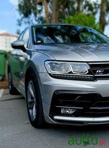 2018' Volkswagen Tiguan 2.0 Tdi R-Line Dsg for sale. Ourém, Portugal