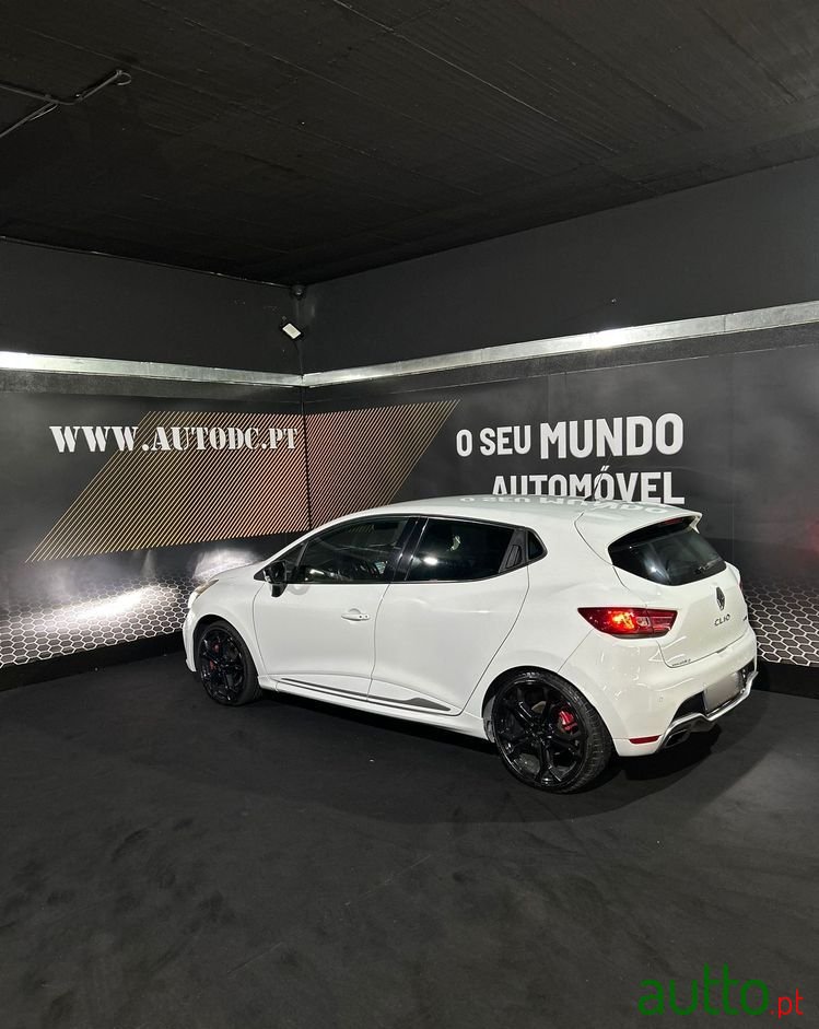 2014' Renault Clio 1.6 T Rs Edc photo #6