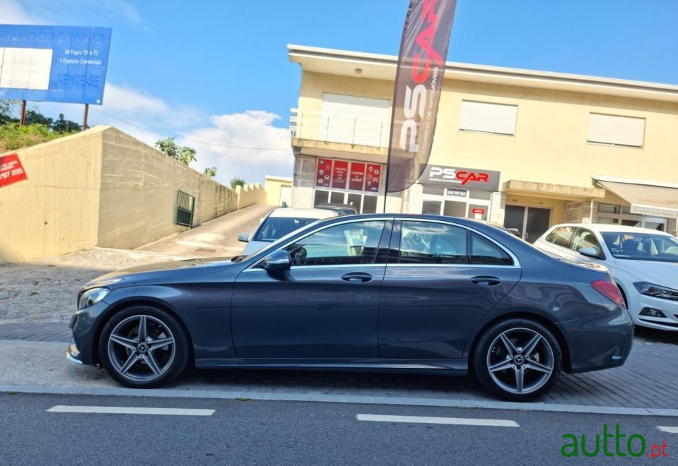 2015' Mercedes-Benz C-200 photo #2