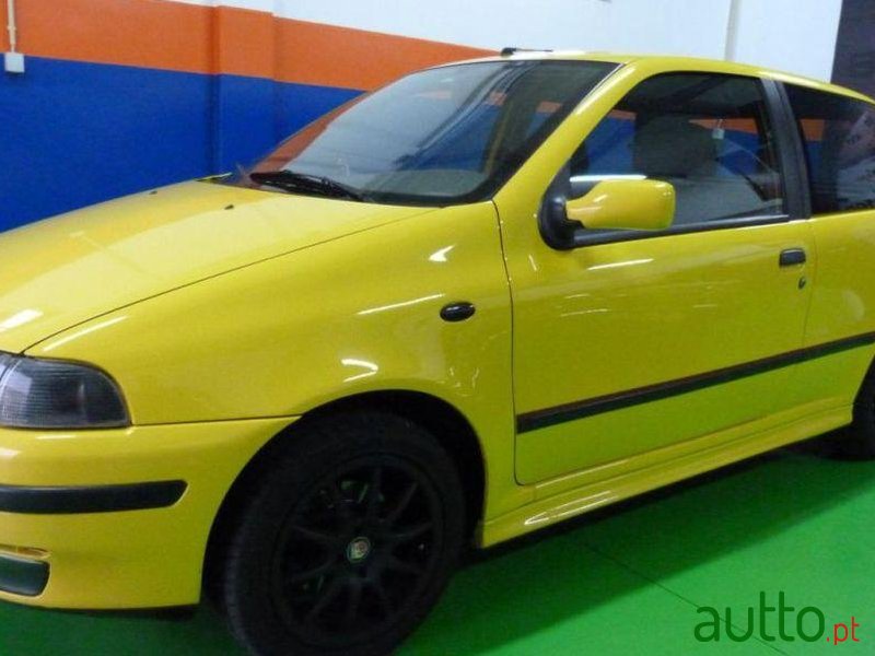1998' Fiat Punto Gt photo #1