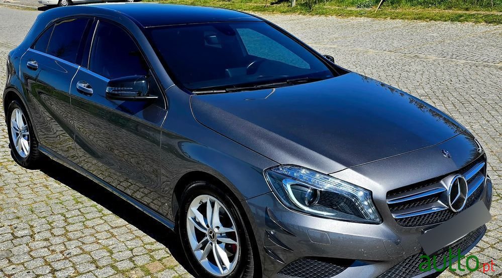2013' Mercedes-Benz Classe A photo #1