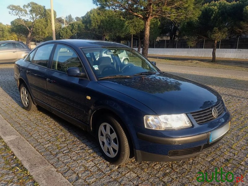 1997' Volkswagen Passat 1.9 Cl Tdi photo #3