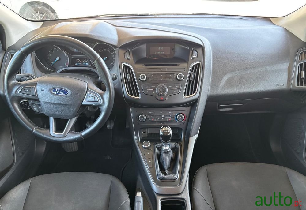 2016' Ford Focus Sw photo #5