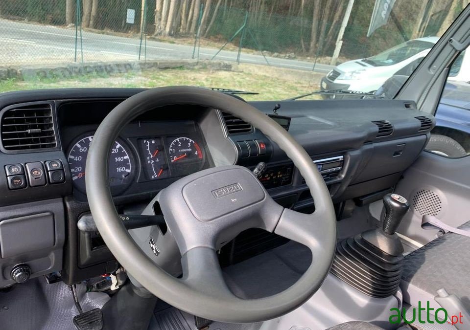 2010' Isuzu i-Series photo #4