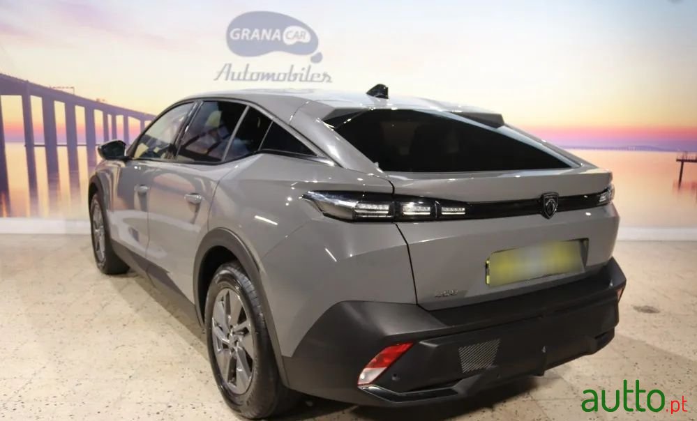 2024' Peugeot 408 photo #2