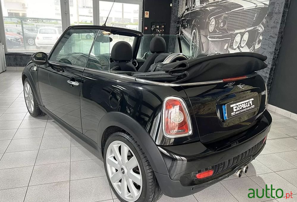 2010' MINI Cooper S photo #5