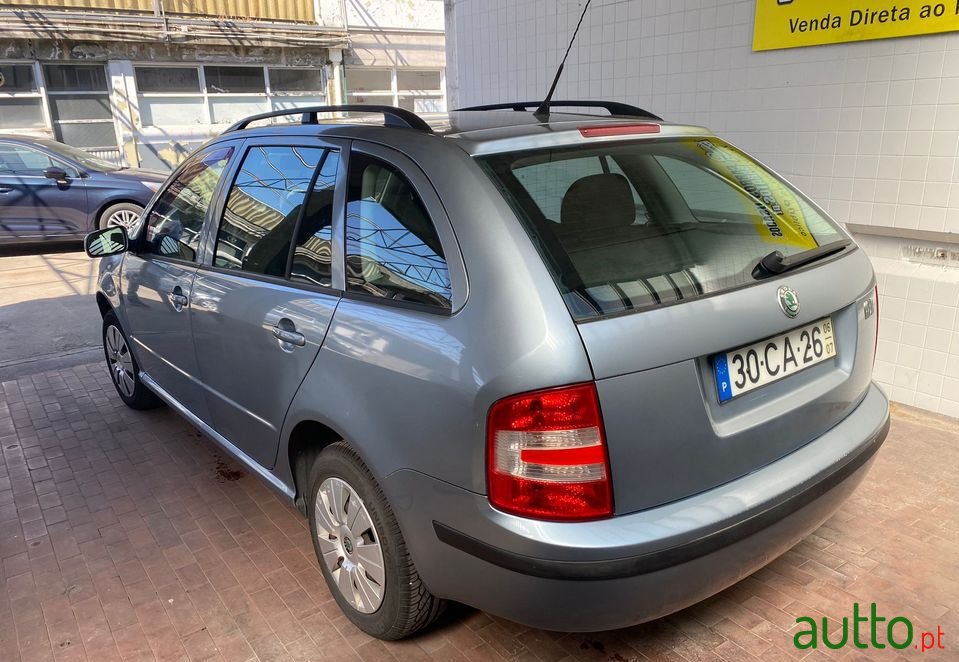 2006' Skoda Fabia Break photo #1