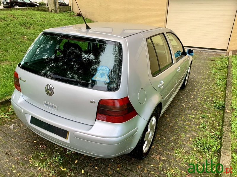 2000' Volkswagen Golf photo #3
