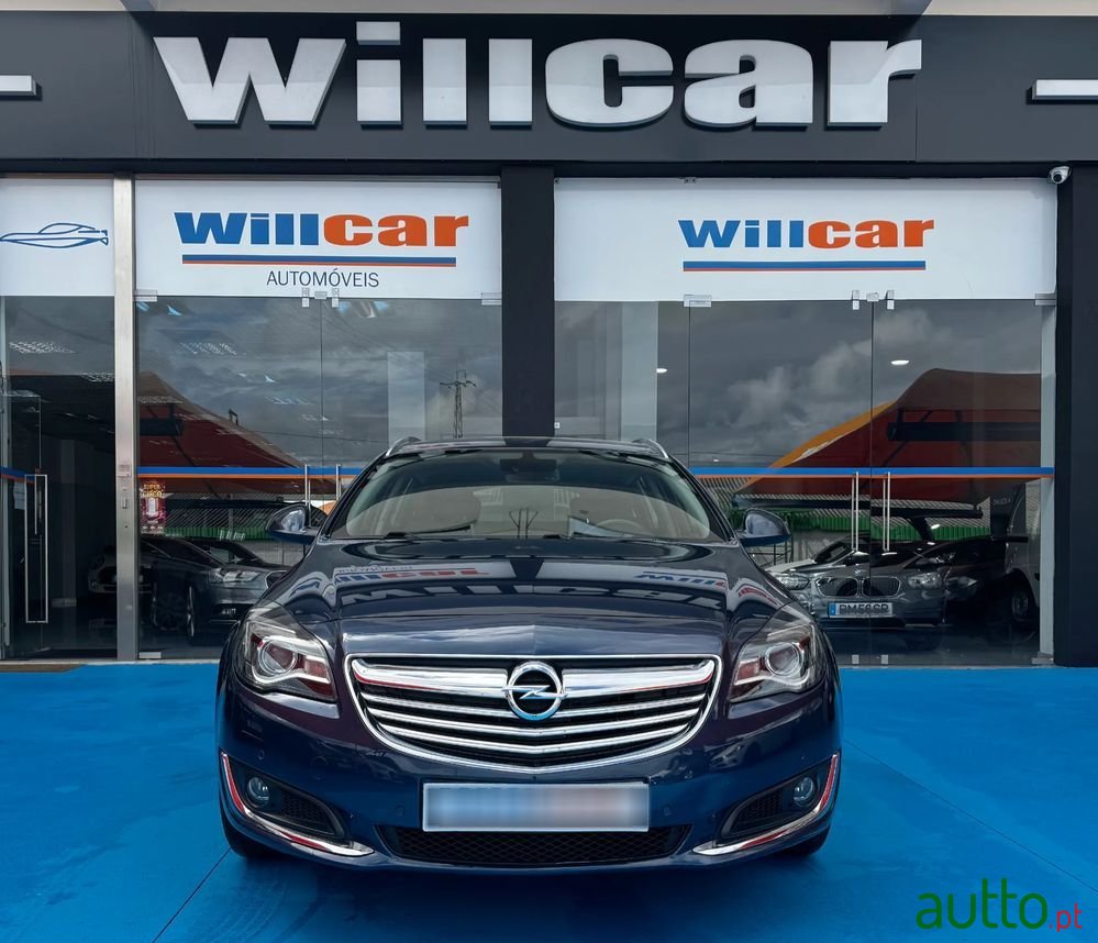 2014' Opel Insignia Sports Tourer photo #2