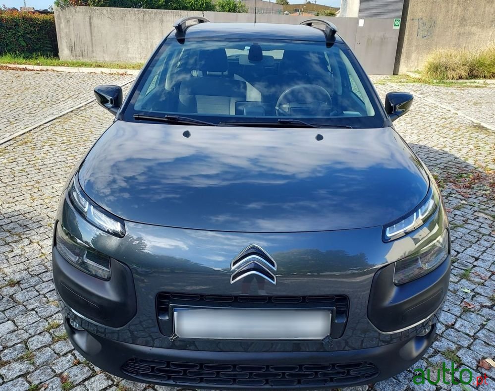 2015' Citroen C4 Cactus photo #1