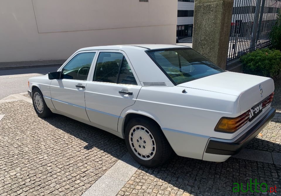 1992' Mercedes-Benz 190 photo #6
