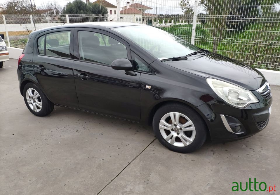 2011' Opel Corsa 1.3 Cdti photo #2