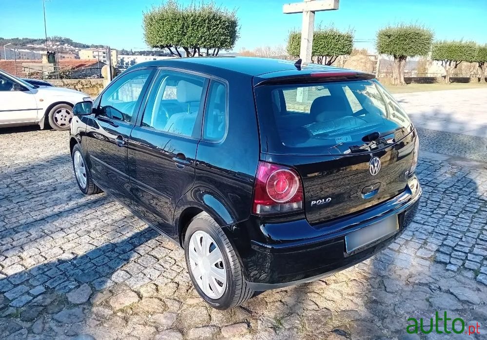 2005' Volkswagen Polo 1.2 Confortline photo #4