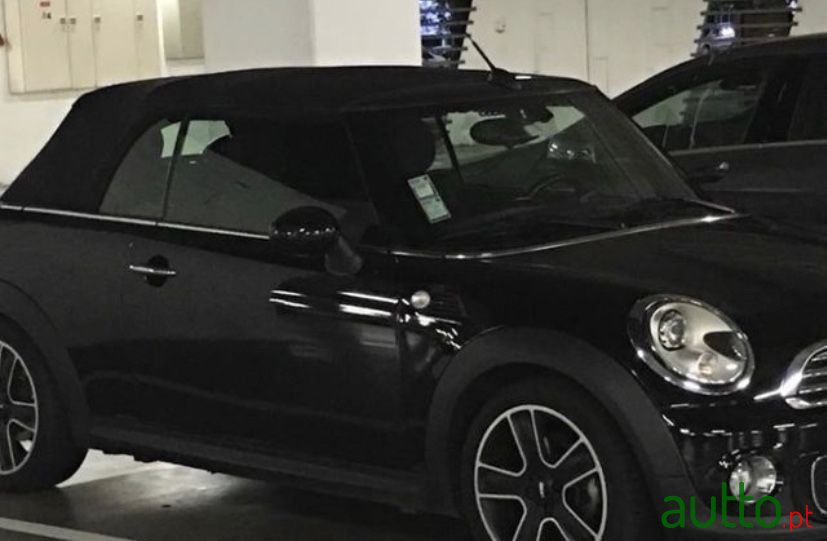 2010' MINI Cabrio photo #1