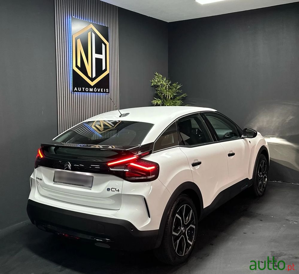 2023' Citroen E-C4 50 Kwh Feel photo #3