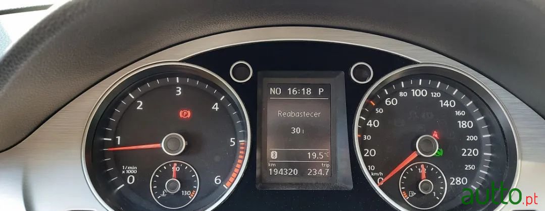 2013' Volkswagen photo #5