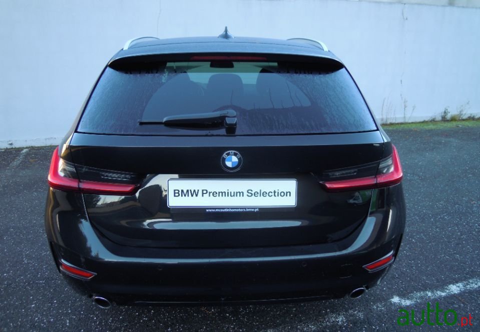 2020' BMW 318 Gran Turismo photo #3