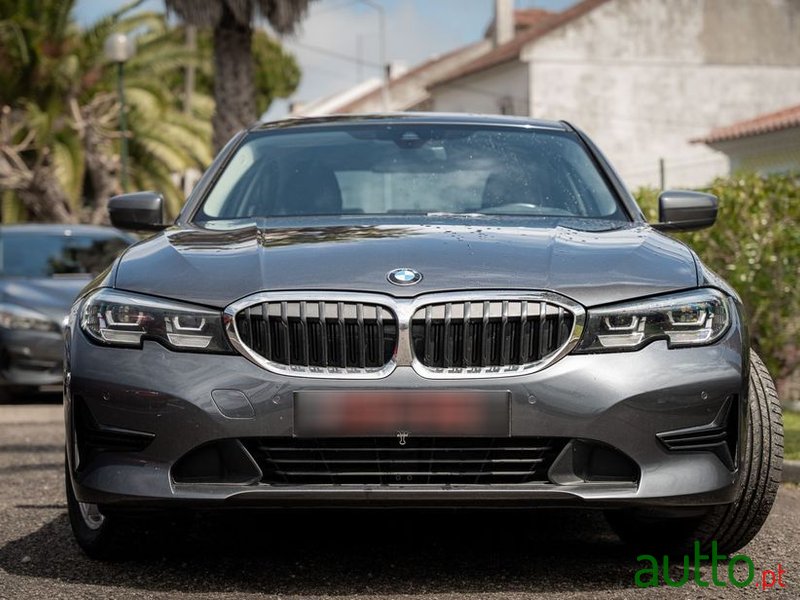 2019' BMW Série 3 photo #2