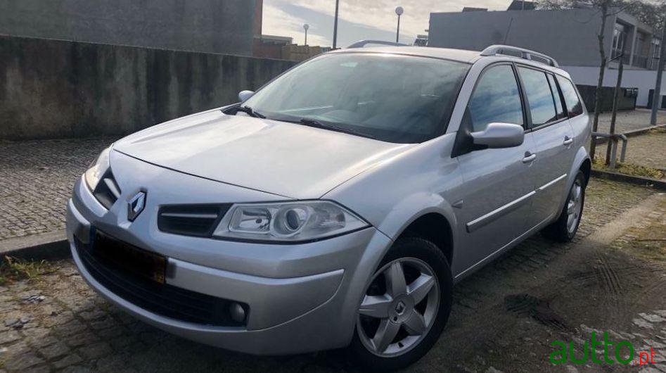 2008' Renault Megane Break photo #4