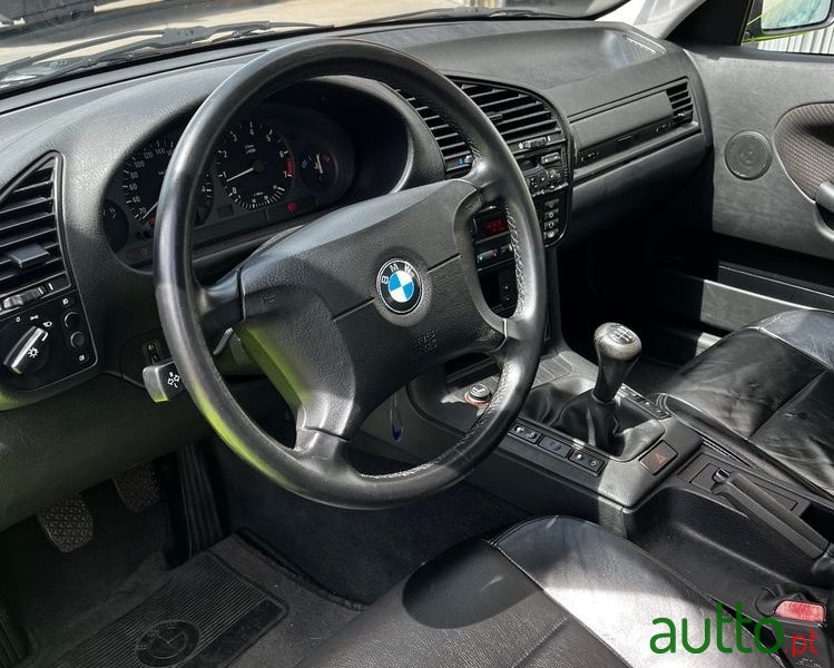 1997' BMW 318 Is Exclusive photo #3