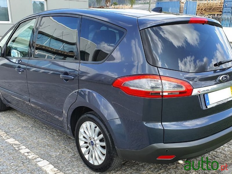 2015' Ford S-Max photo #4