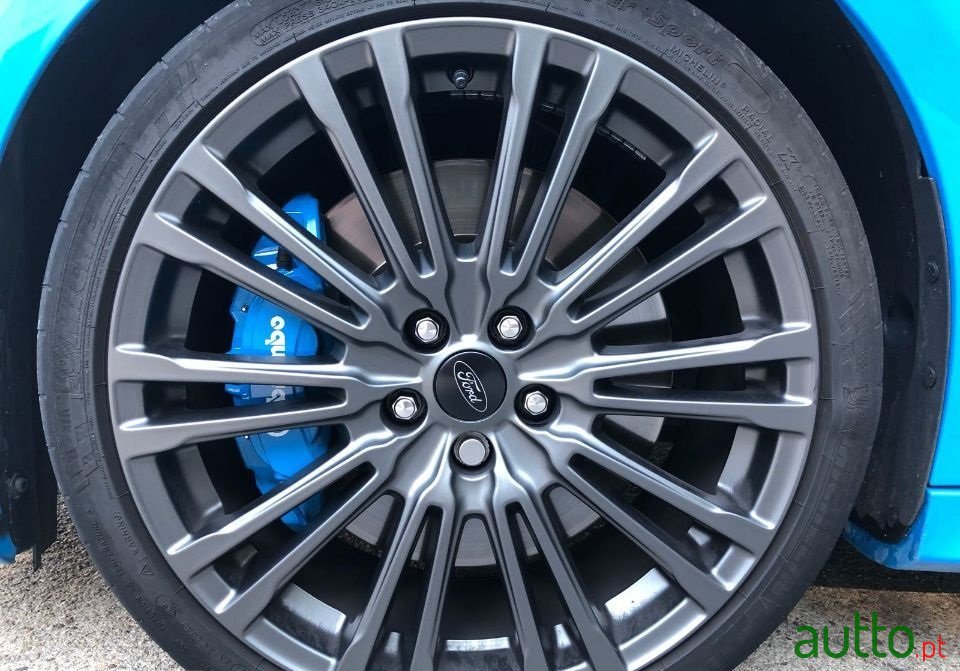 2016' Ford Focus 2.3 EcoBoost RS photo #5