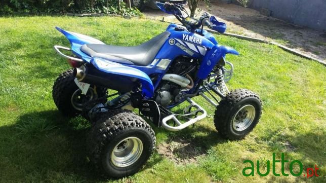 2001' Yamaha photo #2