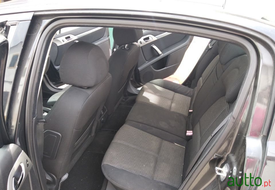 2008' Peugeot 407 Executive photo #6