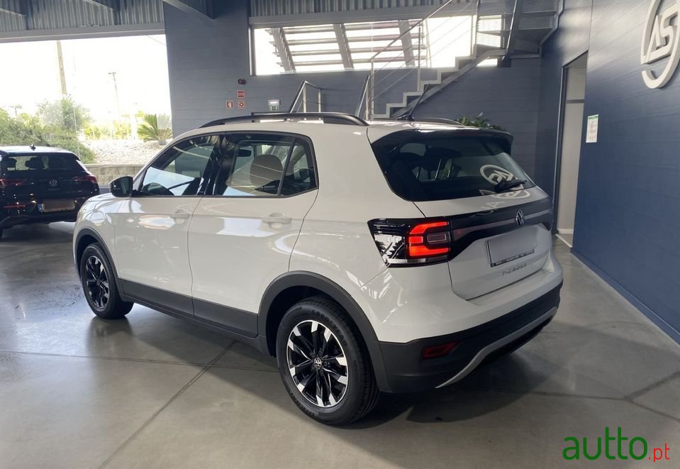 2022' Volkswagen T-Cross photo #3