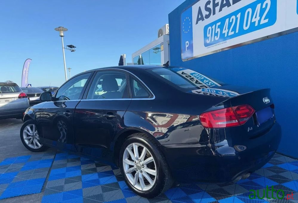 2008' Audi A4 2.0 Tdi Advance photo #2