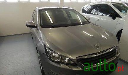 2014' Peugeot 308 Sw photo #2