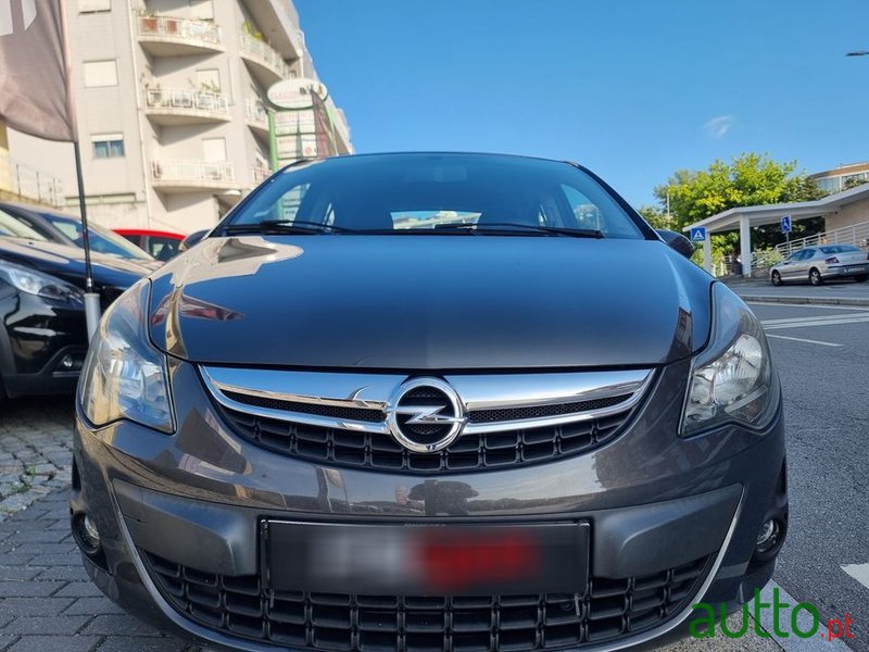 2014' Opel Corsa 1.3 Cdti Dynamic photo #3