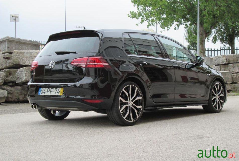 2013' Volkswagen Golf 2.0 Gtd photo #1