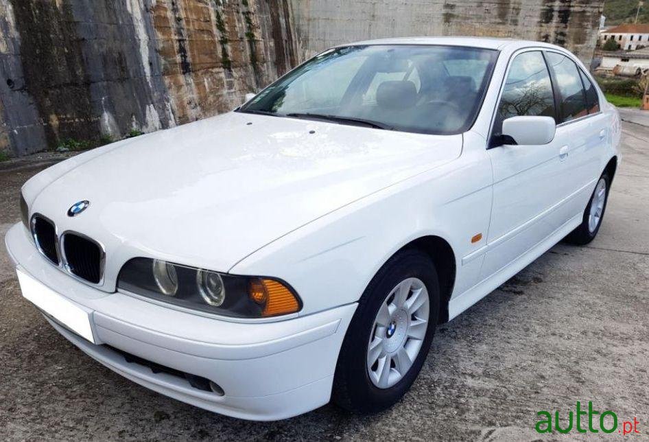 2002' BMW 520 D photo #2