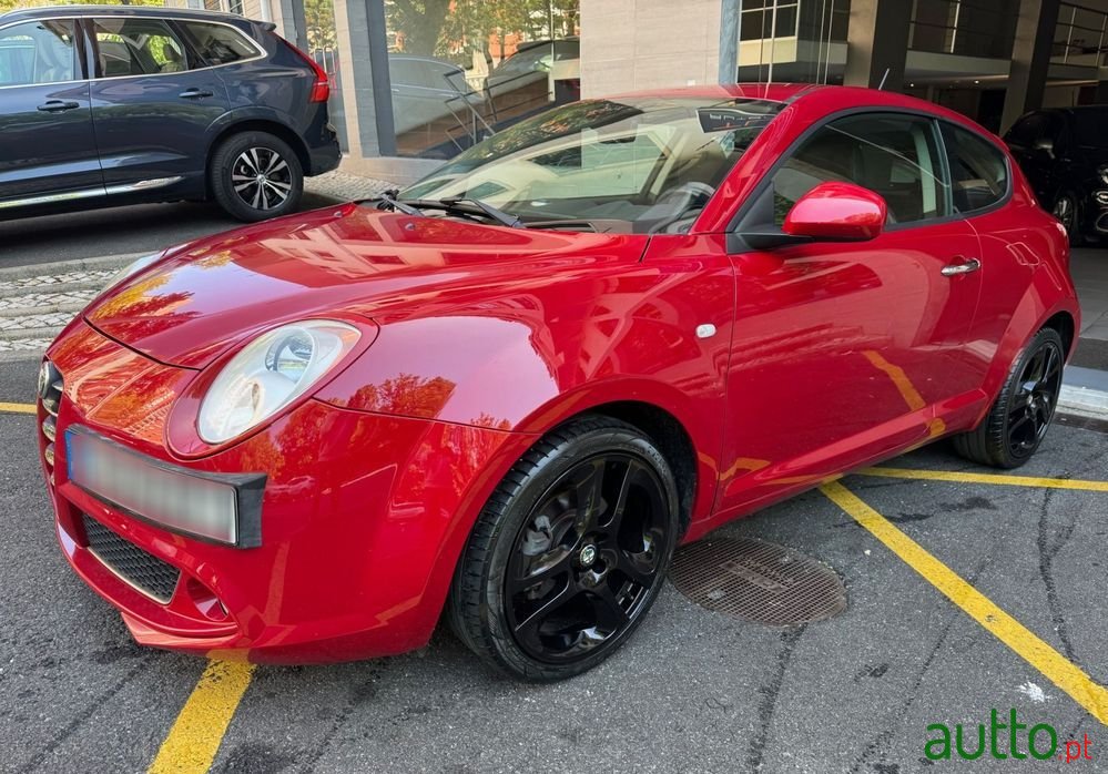 2011' Alfa Romeo MiTo photo #1