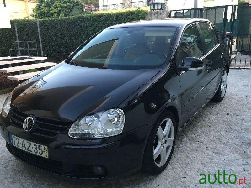 2005' Volkswagen Golf 2.0 Tdi Sport Dsg photo #2