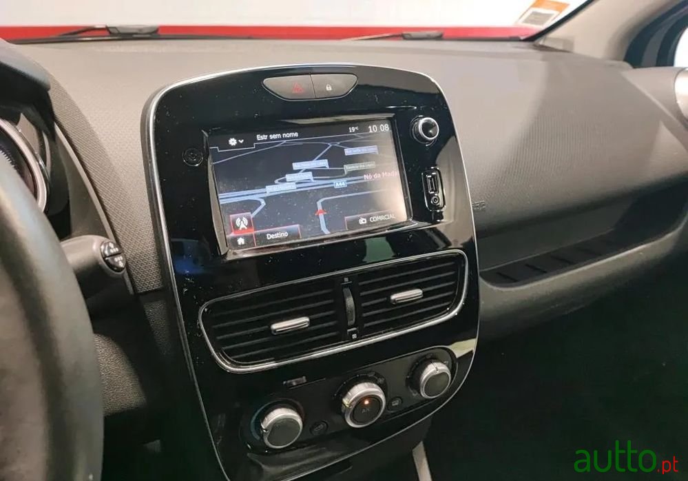 2016' Renault Clio 1.5 Dci Limited photo #6