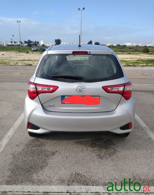 2018' Toyota Yaris photo #5