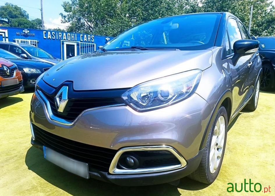 2016' Renault Captur photo #3