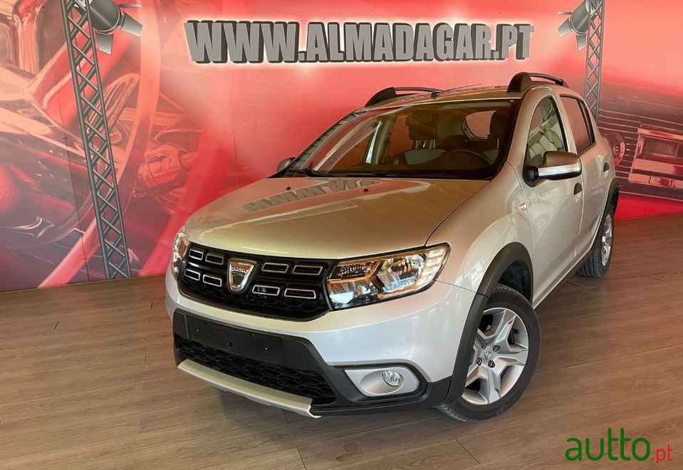 2017' Dacia Sandero Stepway photo #4