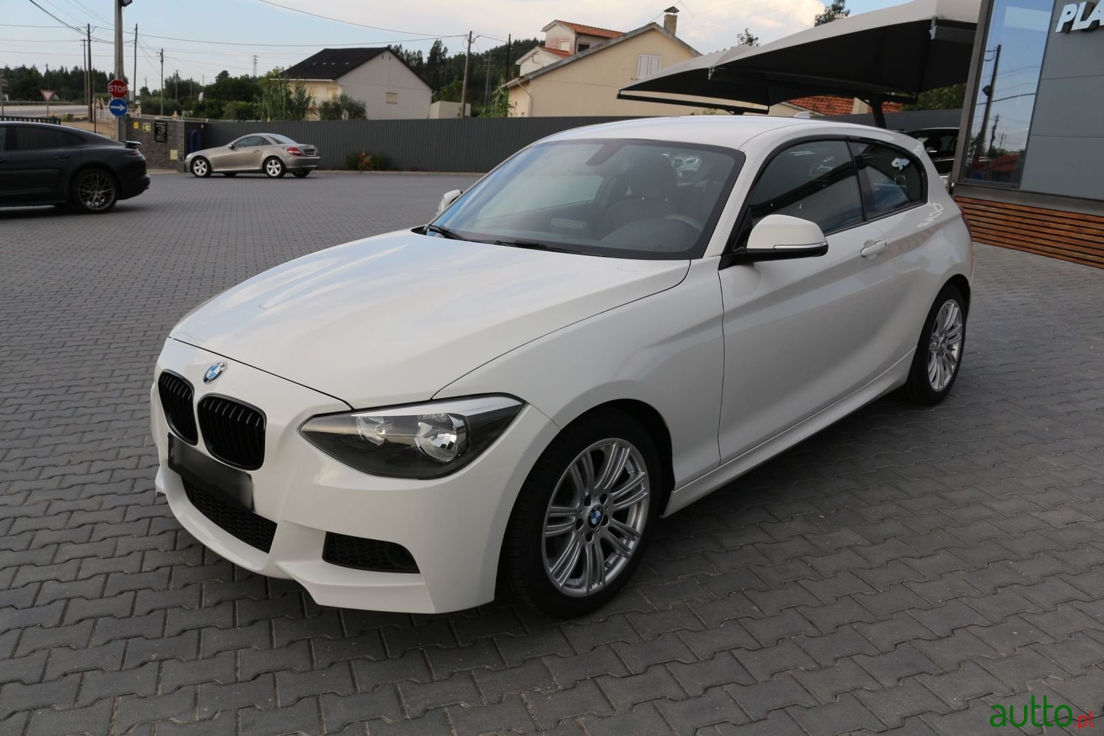 2013' BMW 116 photo #2
