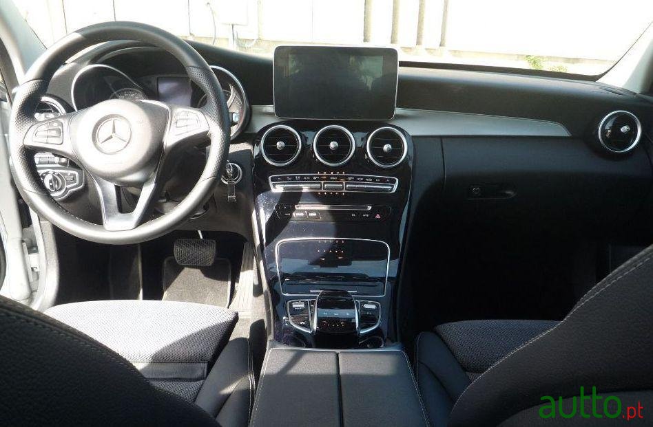 2015' Mercedes-Benz C-220 photo #1