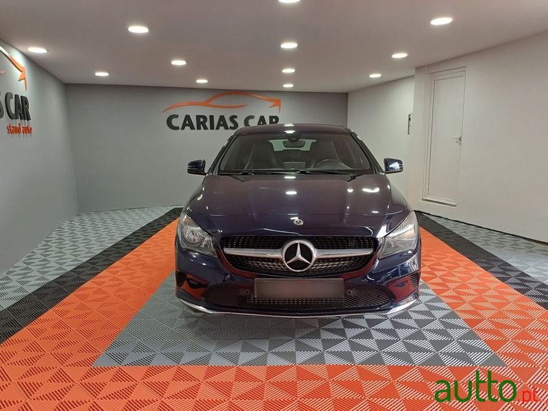2017' Mercedes-Benz Classe Cla photo #3
