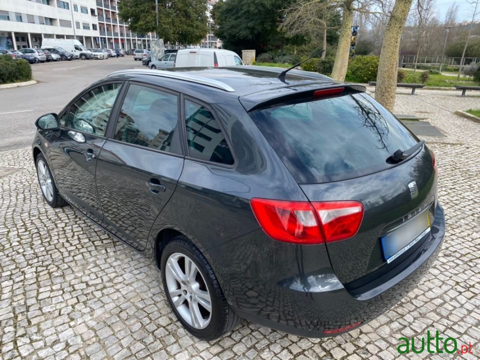 2010' SEAT Ibiza-St photo #6