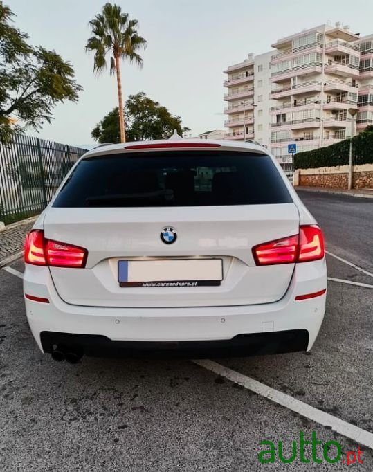 2013' BMW 520 photo #4