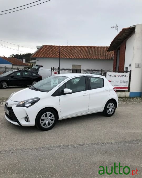 2019' Toyota Yaris photo #4