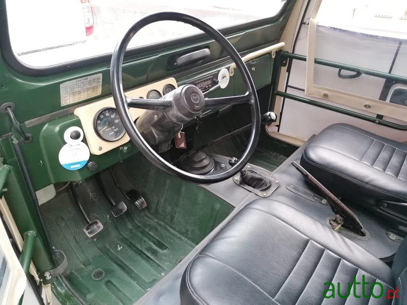1978' Daihatsu Delta photo #5