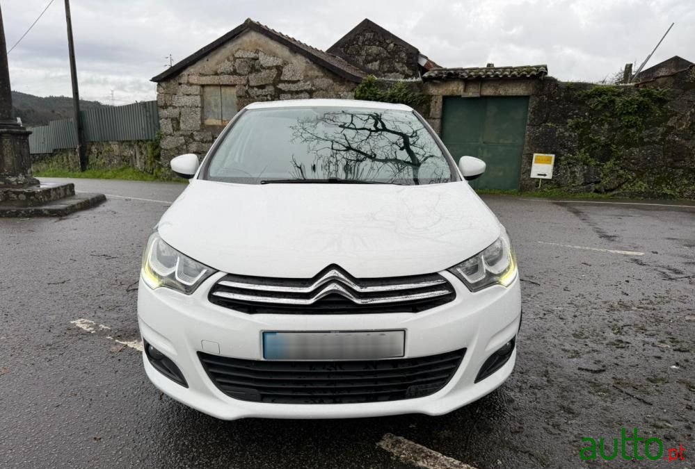 2015' Citroen C4 photo #4